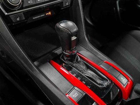 Used 2018 Honda Civic EX image 22