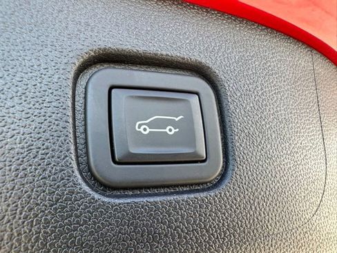 Used 2024 Chevrolet Blazer EV LT AWD/4WD image 14