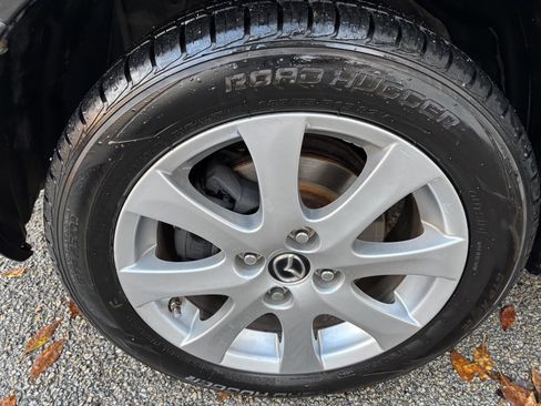 Used 2014 MAZDA MAZDA2 Touring image 27