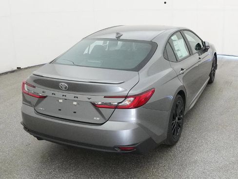 New 2026 Toyota Camry SE FWD image 11
