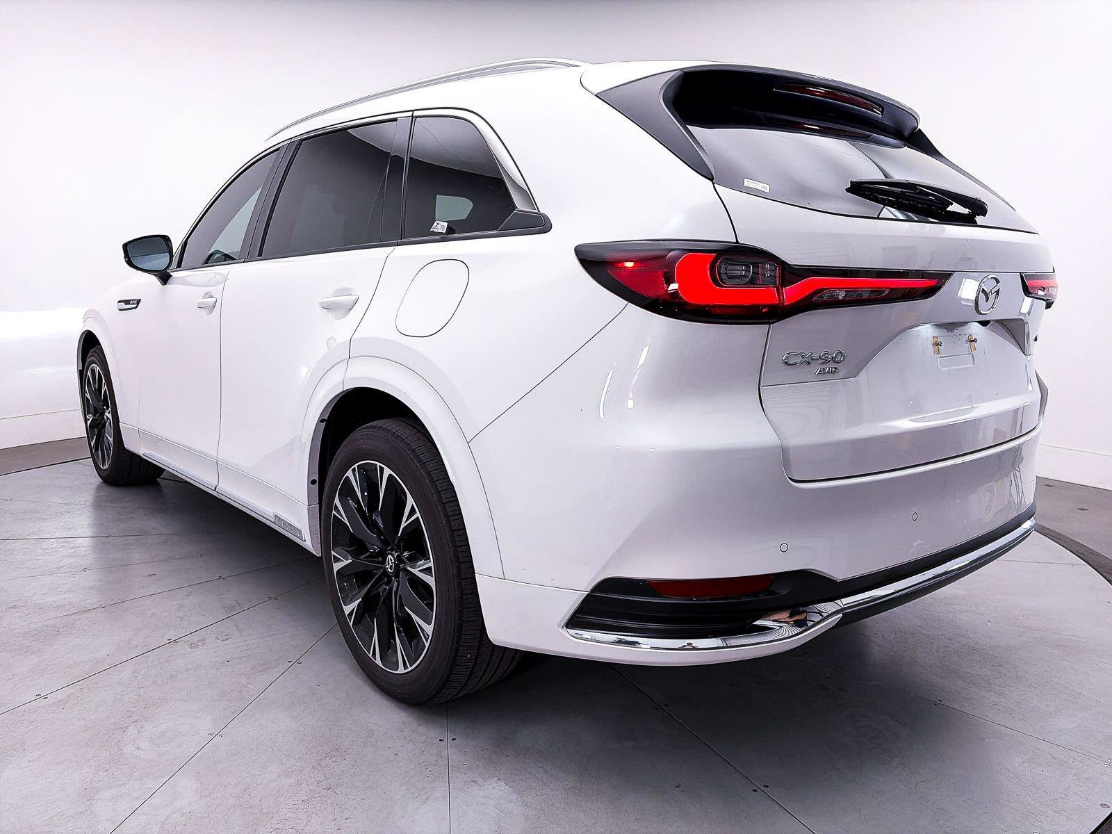 Certified 2026 MAZDA CX-90 3.3 Turbo S w/ Premium Plus AWD/4WD image 15
