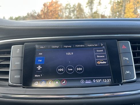 Used 2021 Buick Enclave Avenir image 22