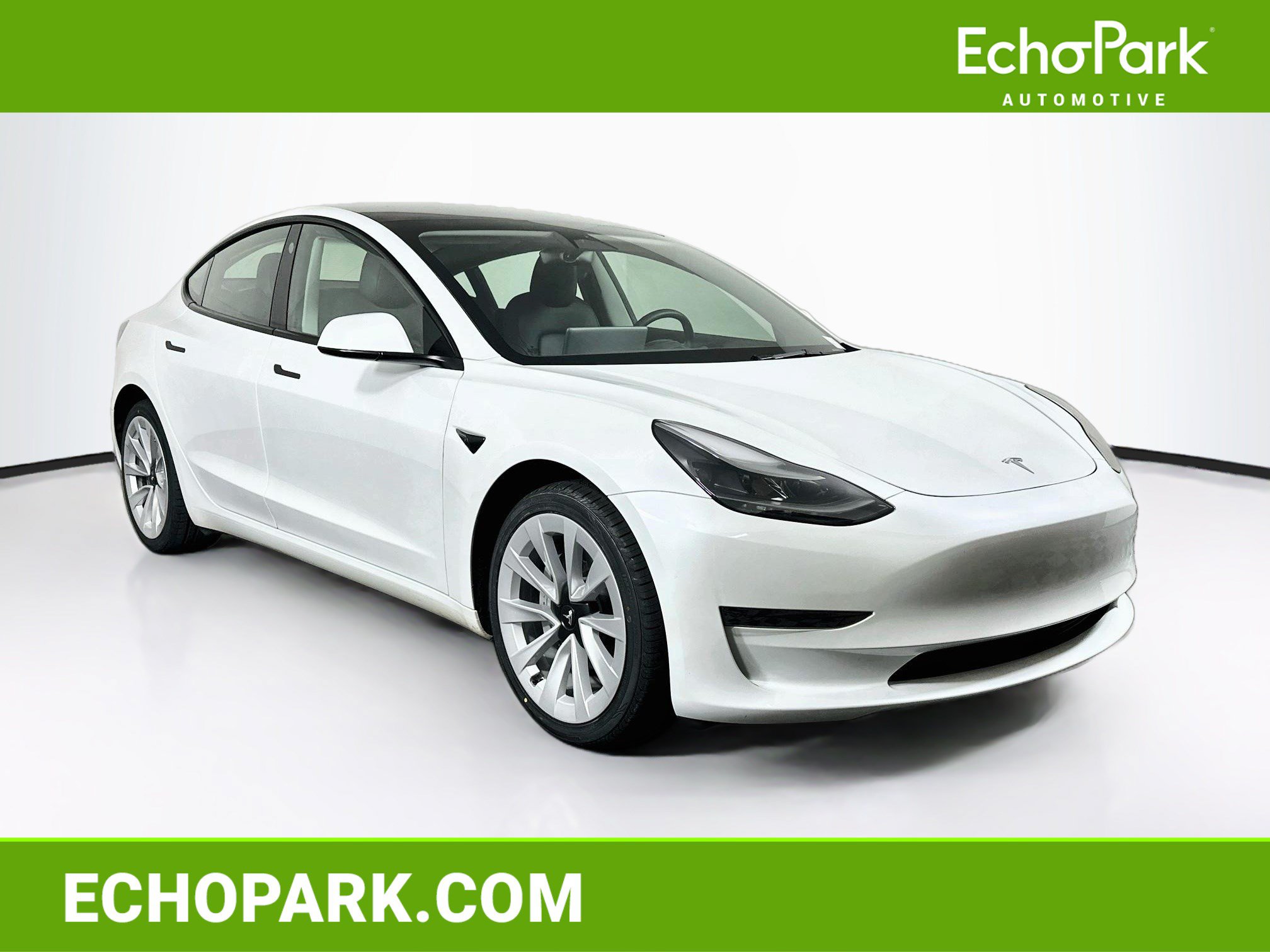 Used 2023 Tesla Model 3 Standard Range RWD image 1