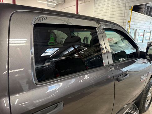 Used 2017 RAM 2500 Tradesman w/ Chrome Appearance Group image 15