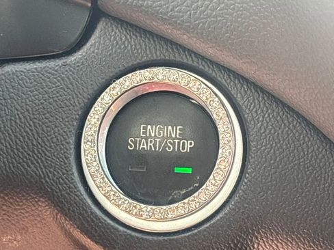 Used 2022 Chevrolet Equinox LT image 18