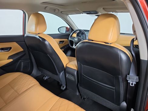 Used 2022 Nissan Sentra SV w/ SV Premium Package FWD image 41