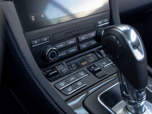 Certified 2025 Porsche 718 Cayman image 37