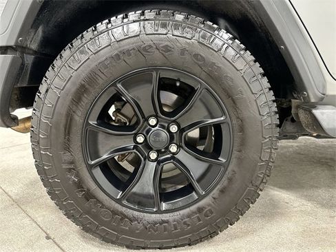 Used 2018 Jeep Wrangler Unlimited Sport S image 13