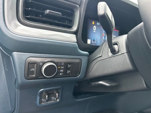 New 2025 Ford Maverick Lariat w/ Black Appearance Package image 33