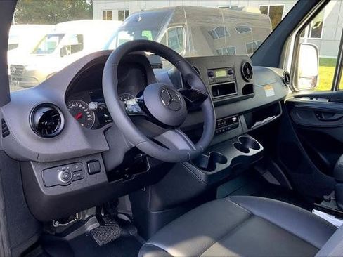 New 2026 Mercedes-Benz Sprinter 2500 image 7