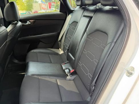 Used 2021 Kia Forte GT-Line FWD image 12