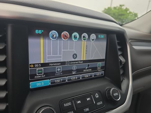 Used 2019 GMC Acadia SLT image 22