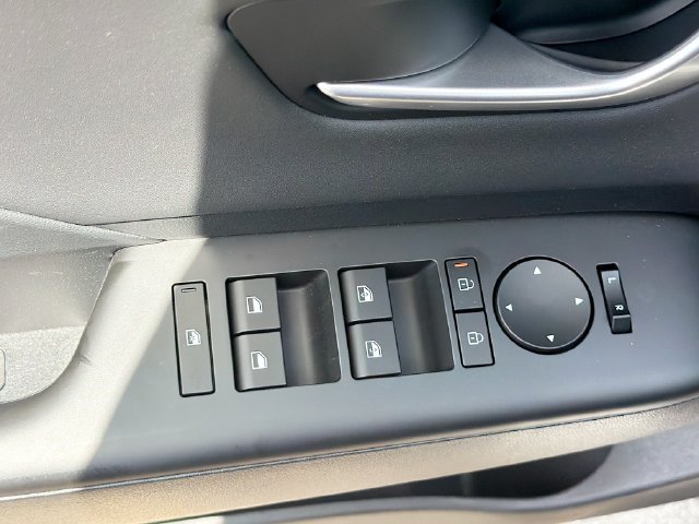 New 2026 Hyundai Kona Limited FWD image 17