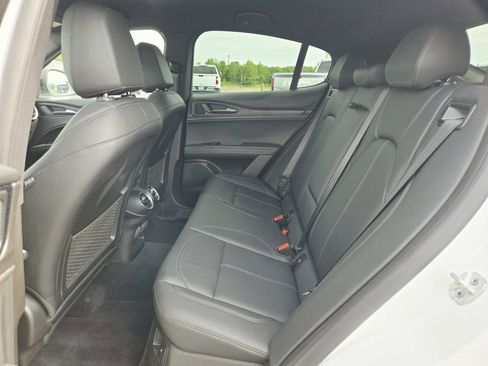 Used 2024 Alfa Romeo Stelvio Sprint AWD/4WD image 13
