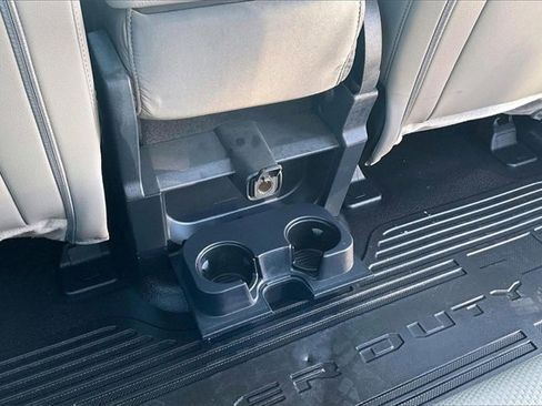 Certified 2022 Ford F250 XL w/ Power Equipment Group image 32