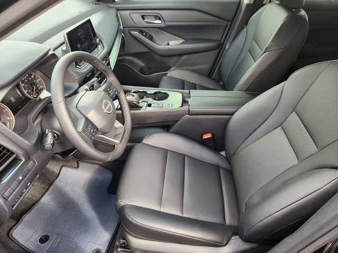 New 2026 Nissan Rogue SV w/ SV Premium Package image 9