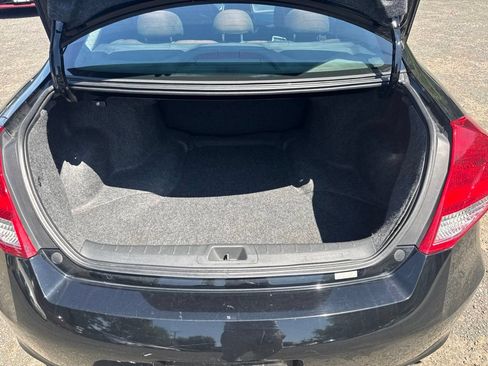 Used 2011 Honda Accord EX image 37