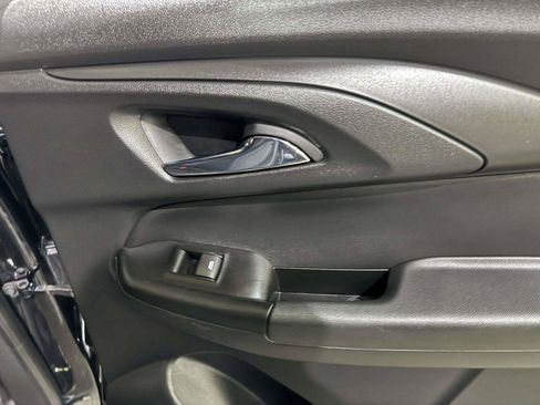 Used 2021 Chevrolet TrailBlazer RS w/ Sun and Liftgate Package FWD image 35