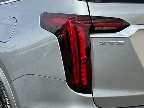 Certified 2024 Cadillac XT6 Premium Luxury image 39