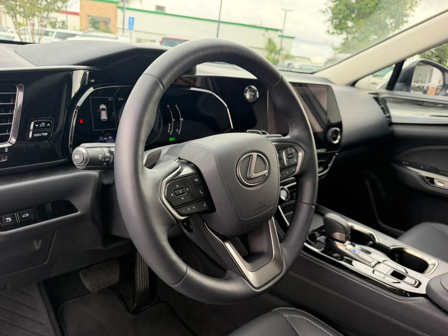 Used 2025 Lexus NX 350h AWD w/ Cold Area Package image 18