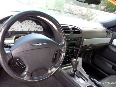 Used 2002 Ford Thunderbird RWD image 13