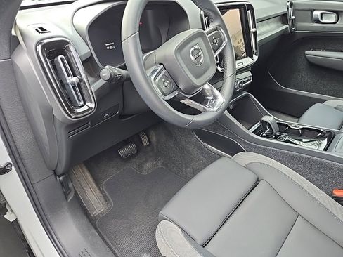 Certified 2023 Volvo C40 P8 Recharge Plus w/ Climate Package image 16