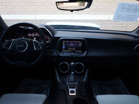 Used 2021 Chevrolet Camaro SS RWD image 28