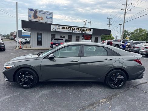 Used 2026 Hyundai Elantra Sport FWD image 1