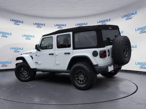 Used 2022 Jeep Wrangler Unlimited Rubicon w/ LED Lighting Group AWD/4WD image 9