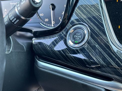 Certified 2024 Cadillac XT6 Premium Luxury image 24