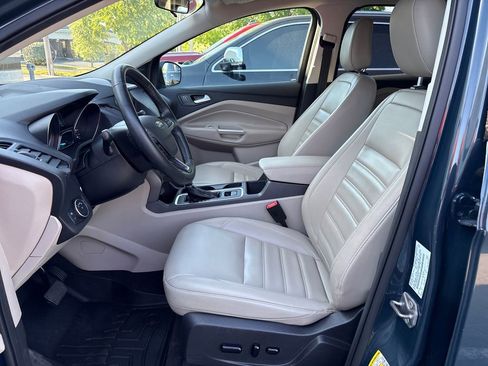 Used 2019 Ford Escape SEL AWD/4WD image 12