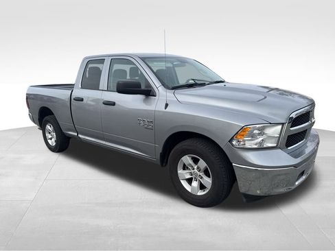 Used 2024 RAM 1500 Classic SLT image 8