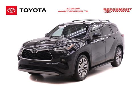 Used 2023 Toyota Highlander Platinum AWD/4WD image 1