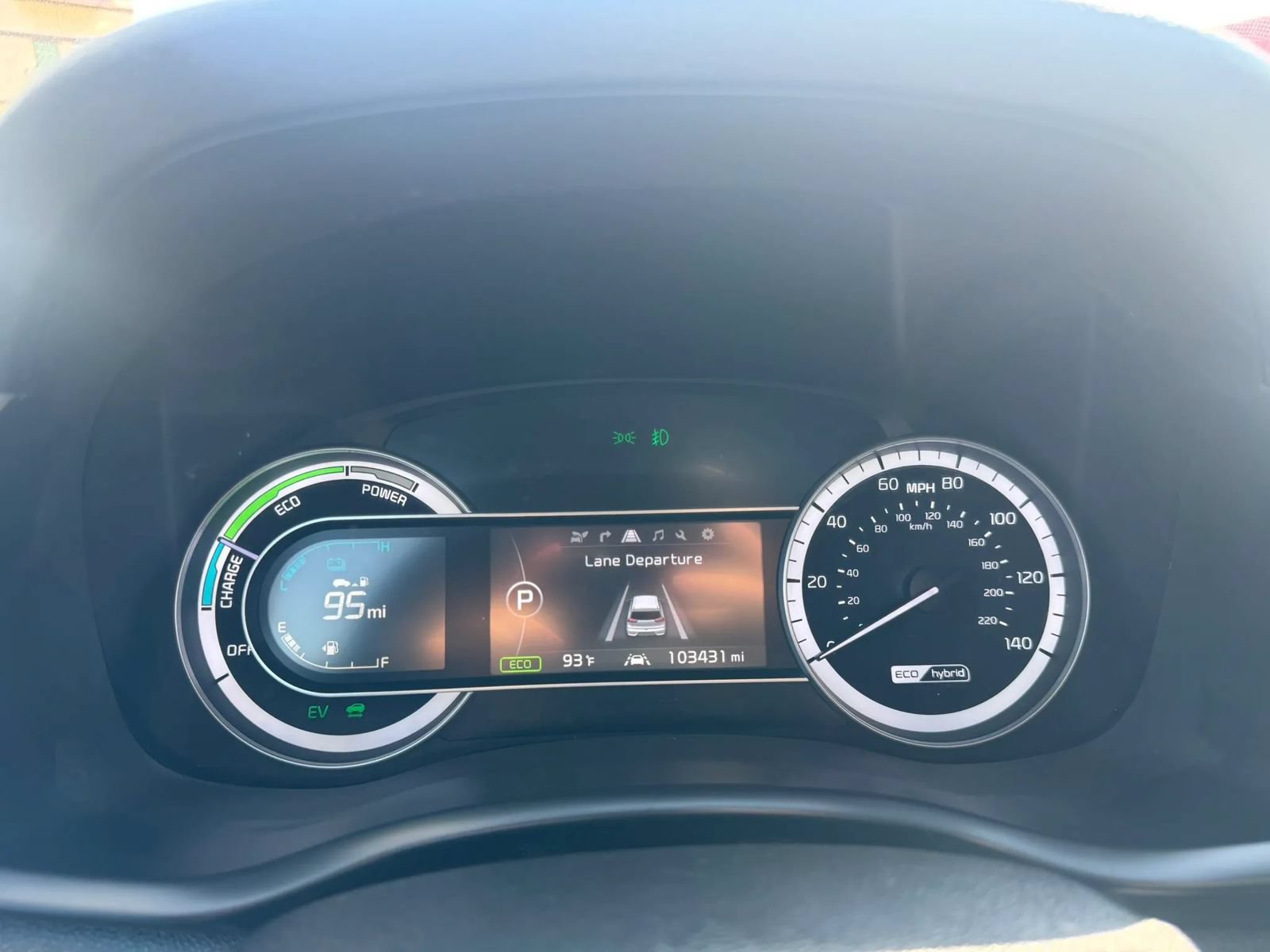 Used 2017 Kia Niro Touring w/ Advanced Technology Package FWD image 31