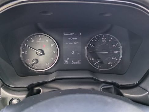 Used 2025 Subaru Outback Premium w/ Popular Package #1A AWD/4WD image 31