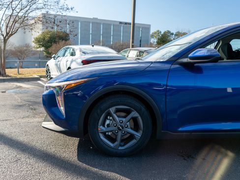 New 2025 Kia K4 LXS FWD image 3