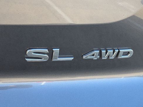 Used 2025 Nissan Pathfinder SL AWD/4WD image 7