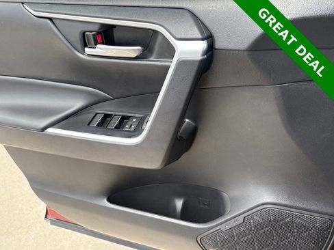 Used 2023 Toyota RAV4 XLE Premium FWD image 27