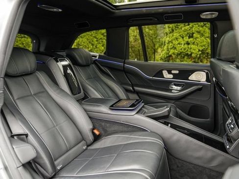 Used 2021 Mercedes-Benz Maybach GLS 600 4MATIC image 51