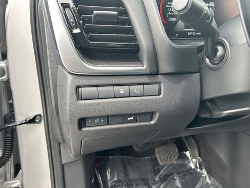 Used 2021 Nissan Rogue Platinum AWD/4WD image 19