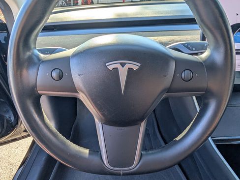 Used 2019 Tesla Model 3 Long Range image 29
