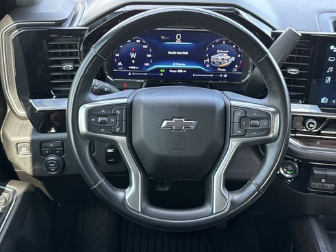 Used 2024 Chevrolet Silverado 2500 LT w/ Midnight Edition AWD/4WD image 18