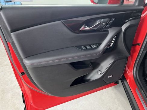 Used 2019 Chevrolet Blazer RS FWD image 23