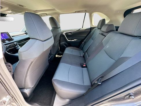 Used 2025 Toyota RAV4 XLE w/ Convenience Package FWD image 24