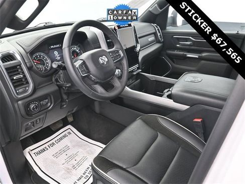 Used 2025 RAM 1500 Laramie image 12