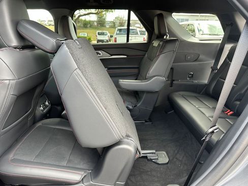 New 2026 Ford Explorer ST image 32