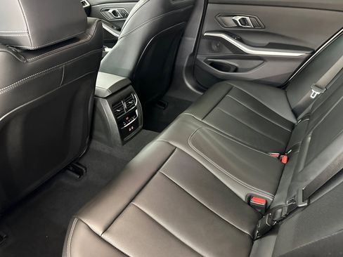 Used 2025 BMW 330i Sedan w/ Premium Package image 19