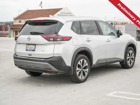 Used 2023 Nissan Rogue SV w/ SV Premium B Package FWD image 8