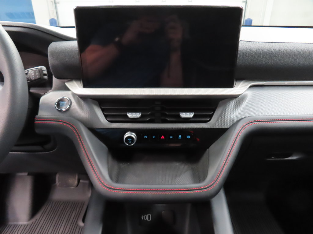 Used 2026 Ford Explorer ST AWD/4WD image 21