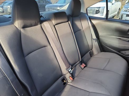 Used 2021 Toyota Corolla LE image 20